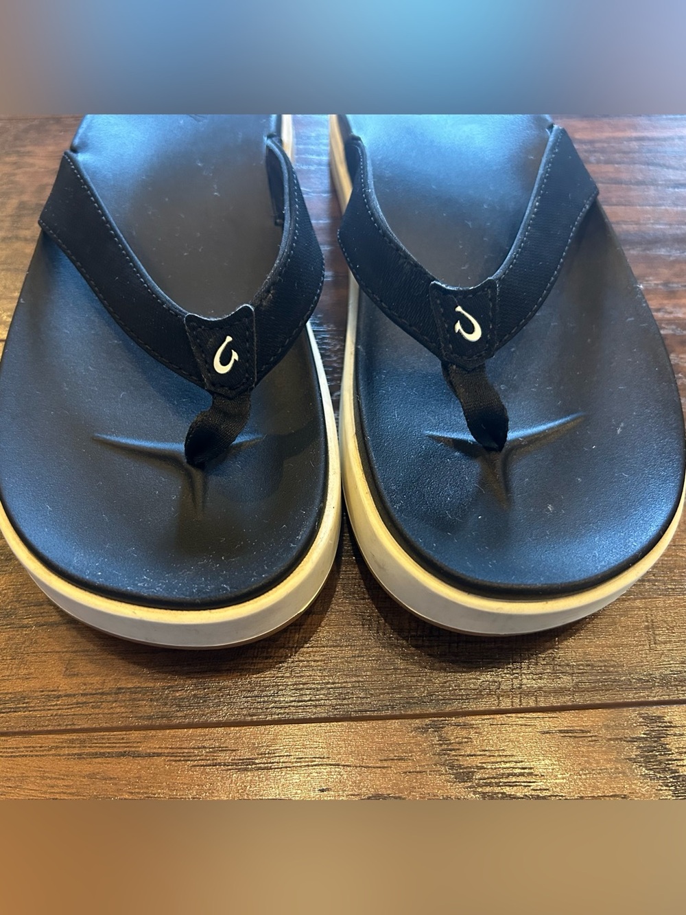 Womenโs Olukai Nuโ a Piโ o Flip Flops Black sandals shoes slides size 8 - Picture 2 of 8